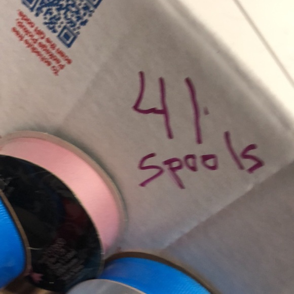 NEW WRAPPED VARIOUS RIBBON 41 SPOOLS MOSTLY GROSGRAIN AND A FEW SATIN - Picture 6 of 6